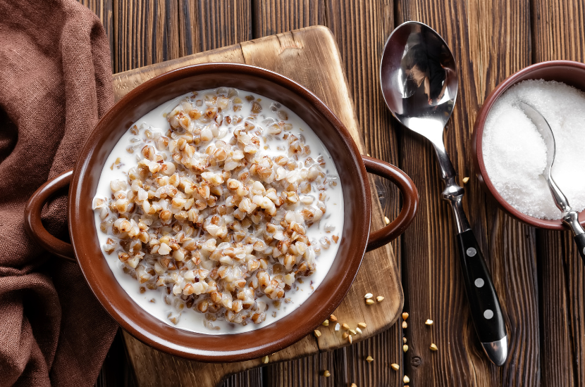 A bowl of buckeat porridge